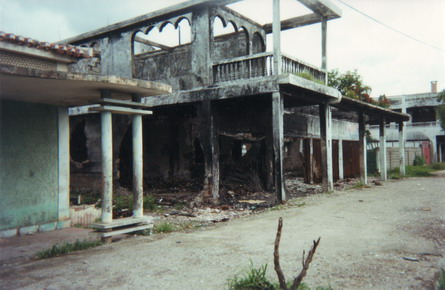 99_BurnedBuildings_Dili_2001_resize