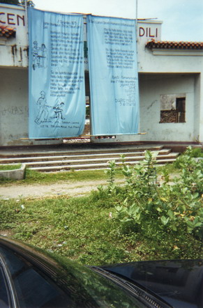 99_SiteOfKillings1999_Dili_2001_resize